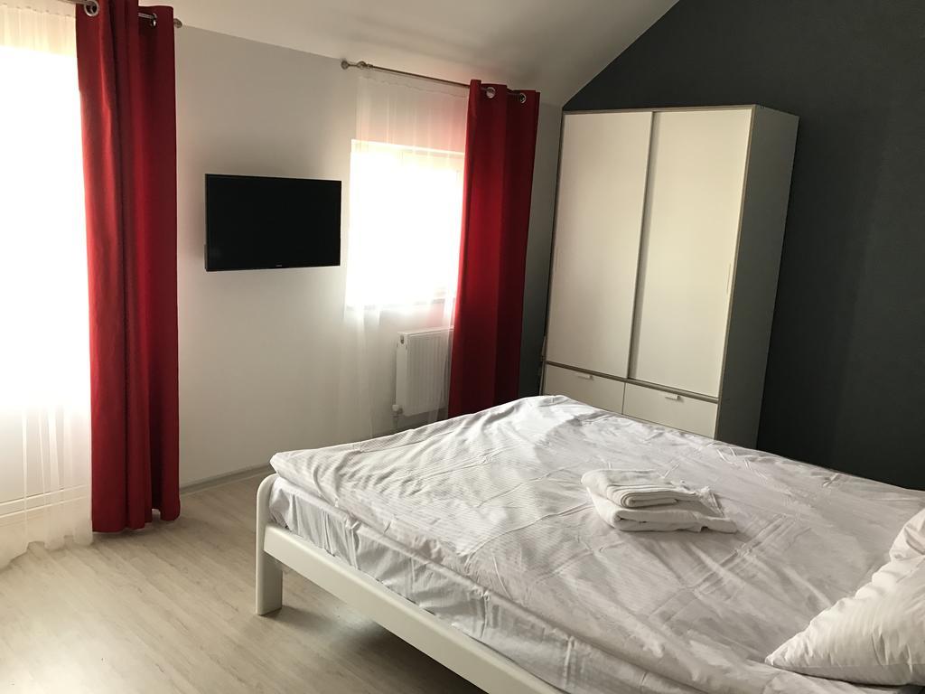 Apartment Zolotoy Bereg 5 Одесса Экстерьер фото