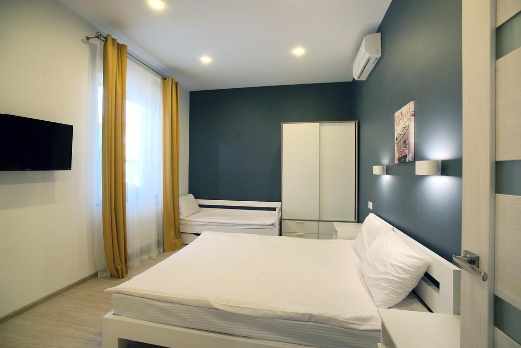 Apartment Zolotoy Bereg 5 Одесса Экстерьер фото